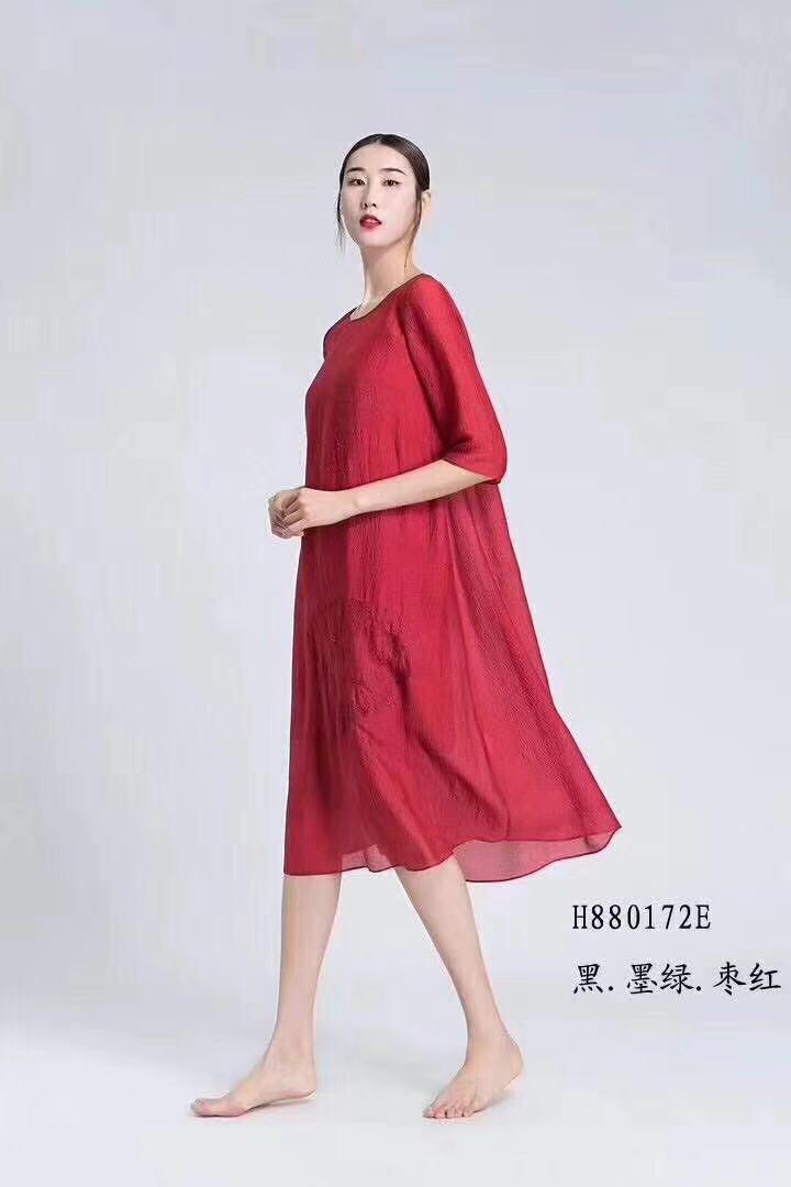 品牌女装折扣晒谷场新款春夏装批发货源