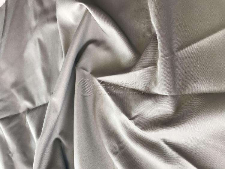 全棉贡缎仿天丝高密度现货服装面料