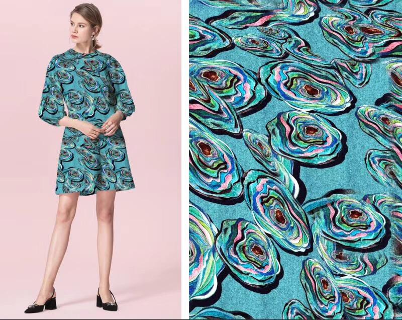 2019印花磨毛牛奶丝四面弹拉架涤氨纶泳布